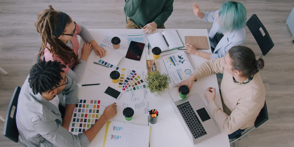Advertising and Digital Marketing: Growing Brands in the Digital Age